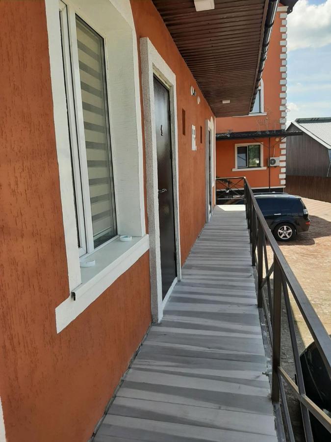 Hotel 7/24 Browary Exterior foto