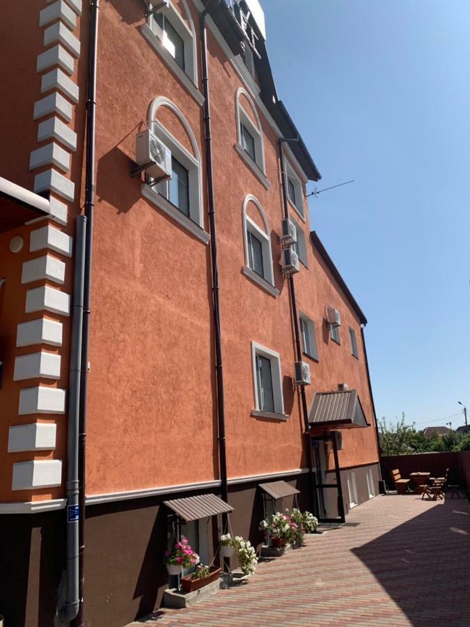 Hotel 7/24 Browary Exterior foto