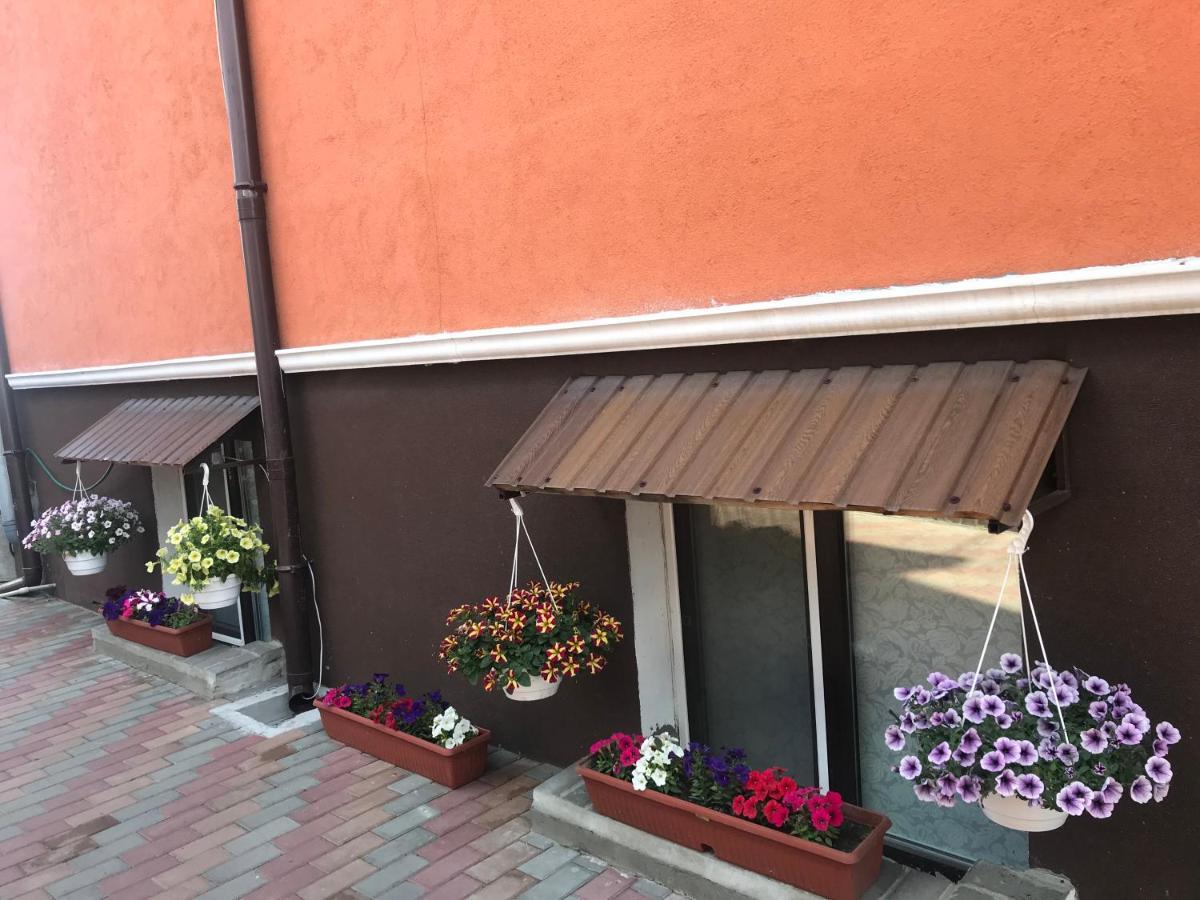 Hotel 7/24 Browary Exterior foto